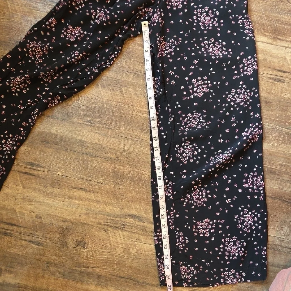 LOFT Black Loose Fitting Jumpsuit with Pink And White Floral Women's Size Small